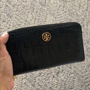 Tory Burch Black Croc Embossed Wallet